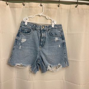 Zara high waisted denim shorts - size 6 - barely worn
